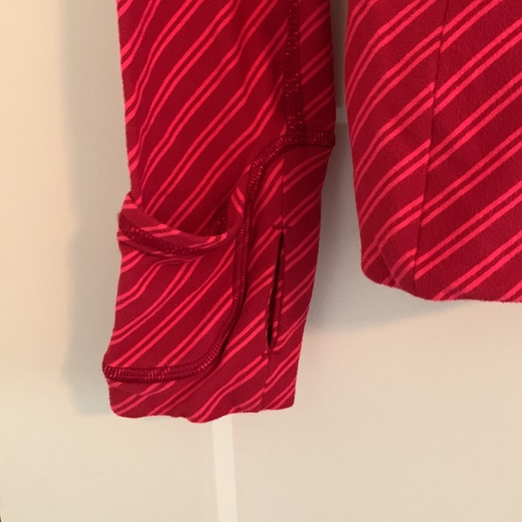 Lululemon Think Fast Pullover Deepest Cranberry - Picture 5 of 8